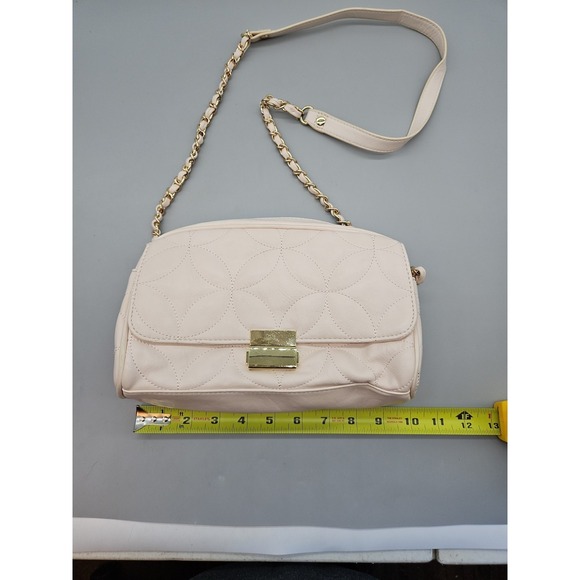 Forever 21 Blush Pink Quilted Faux Leather Shoulder Purse Gold Tone Hardware - Picture 3 of 13